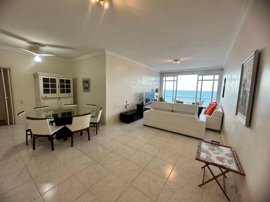 Hermoso Dpto Con Vista Frontal Al Mar Pitangueiras Guarujá Exteriör bild